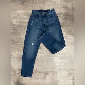 NWT Lucky Brand Mom jeans